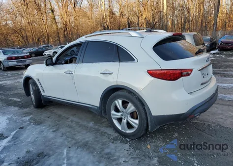 2010 Infiniti Fx35 z USA, uszkodzony, nr VIN JN8AS1MW9AM852848